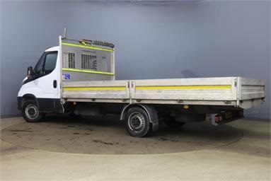 IVECO DAILY 35S14 DIESEL 2.3 Dropside 3750 WB Diesel - WHITE - YC72KNU - 2 Door Dropside Body