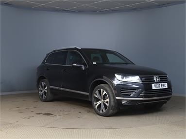 VOLKSWAGEN TOUAREG 3.0 V6 TDI BlueMotion Tech 262 R-Line 5dr Tip Auto Diesel - BLACK - VX17RYC - 5 Door Estate