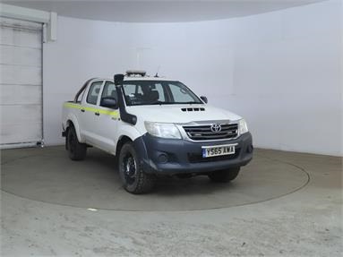 TOYOTA HILUX DIESEL Active D/Cab Pick Up 2.5 D-4D 4WD 144 Diesel - WHITE - YS65AWA - 4 Door Pick Up Body