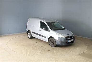 PEUGEOT PARTNER L1 DIESEL 850 1.6 HDi 92 Professional Van Diesel - SILVER - MM65OSX - 4 Door Panel Van