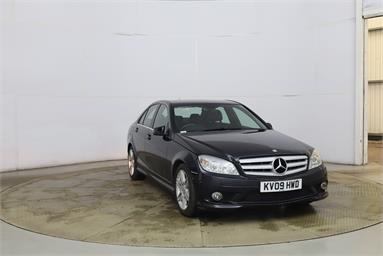 MERCEDES-BENZ C CLASS C220 CDI Sport 4dr Auto Diesel - BLACK - KV09HWD - 4 Door Saloon