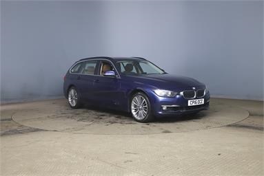 BMW 3 SERIES 330d xDrive Luxury 5dr Step Auto Diesel - BLUE - CP16OCZ - 5 Door Estate