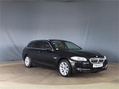 BMW 5 SERIES 520d SE 5dr Diesel - BLACK - XIW8309 - 5 Door Estate