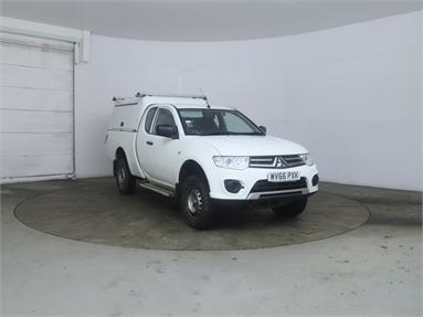 MITSUBISHI L200 LWB DIESEL Club Cab DI-D 4Life 4WD 134Bhp [2010] Diesel - WHITE - WV66PXK - 2 Door Pick Up Body