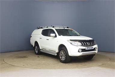 MITSUBISHI L200 DIESEL Double Cab DI-D 178 Titan 4WD Diesel - WHITE - DP18OGN - 5 Door Pick Up Body