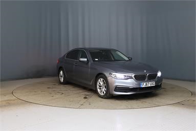 BMW 5 SERIES 520d SE 4dr Auto Diesel - BLUE - FJ67UXG - 4 Door Saloon