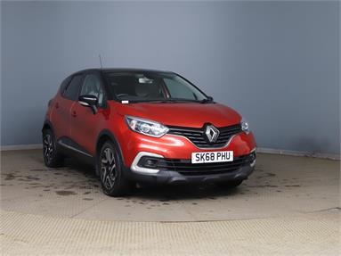 RENAULT CAPTUR 0.9 TCE 90 Iconic 5dr Petrol - RED AND BLACK - SK68PHU - 5 Door Hatchback