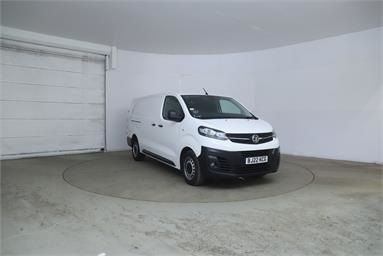 VAUXHALL VIVARO L2 DIESEL 2900 1.5d 100PS Dynamic H1 Van Diesel - WHITE - BJ22KCG - 6 Door Panel Van