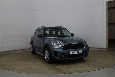 MINI COUNTRYMAN 1.5 Cooper Classic 5dr Petrol - GREEN - YY71KWZ - 5 Door Hatchback