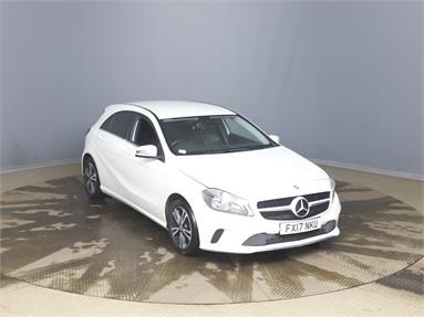 MERCEDES-BENZ A CLASS A200d SE Executive 5dr Diesel - WHITE - FX17NKU - 5 Door Hatchback