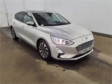FORD FOCUS 1.0 EcoBoost 100 Zetec 5dr Petrol - SILVER - DV68ZVN - 5 Door Hatchback