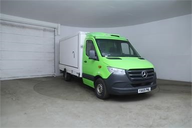 MERCEDES-BENZ SPRINTER 314CDI L2 DIESEL FWD 3.5t Chassis Cab 9G-Tronic Diesel - GREEN - YA69PNL - 5 Door Fridge Panel Van