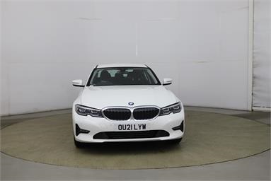 BMW 3 SERIES 330e SE Pro 4dr Step Auto