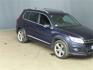 VOLKSWAGEN TIGUAN 2.0 TDi BlueMotion Tech R-Line 177 5dr DSG Diesel - BLUE - KY15FNA - 5 Door Estate