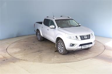 NISSAN NAVARA DIESEL Double Cab Pick Up Tekna 2.3dCi 190 4WD Diesel - SILVER - PN66ZSF - 4 Door Pick Up Body