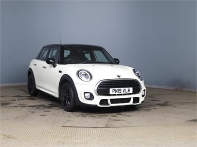 MINI HATCHBACK 1.5 Cooper Sport II 5dr Petrol - WHITE - PN19VLH - 5 Door Hatchback