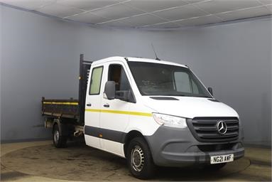 MERCEDES-BENZ SPRINTER 314CDI L3 DIESEL RWD 3.5t Progressive Crew Cab Tipper 3 Seats Crew Cab Diesel - WHITE - NG21AWF - 4 Door Tipper Body