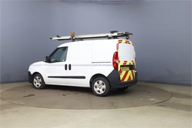FIAT DOBLO CARGO SWB DIESEL 1.3 Multijet 16V Van Start Stop Diesel - WHITE - WP64FTY - 5 Door Panel Van