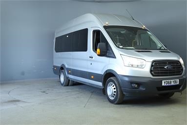 FORD TRANSIT 460 L4 MINIBUS DIESEL RWD 2.2 TDCi 125ps H3 17 Seater Trend Diesel - SILVER - YO68YBU - Bus (Mini Less 18 seats)