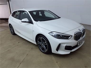 BMW 1 SERIES 118i [136] M Sport 5dr Step Auto [LCP] Petrol - WHITE - MF22YTO - 5 Door Hatchback