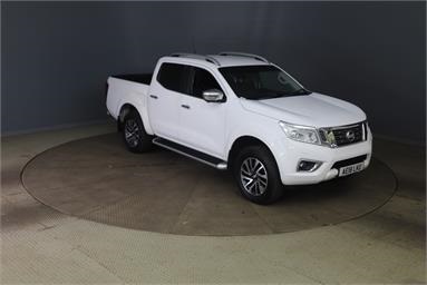 NISSAN NAVARA DIESEL Double Cab Pick Up Tekna 2.3dCi 190 4WD Auto Diesel - WHITE - AE18LKU - 4 Door Pick Up Body