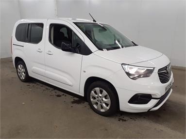 VAUXHALL COMBO LIFE 100kW SE 50kWh 5dr Auto Electric - WHITE - NV72AEK - 5 Door MPV