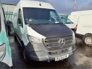 MERCEDES-BENZ SPRINTER 314CDI L3 DIESEL RWD 3.5t H2 Progressive Van Diesel - WHITE - PJ71CYK - 5 Door Panel Van