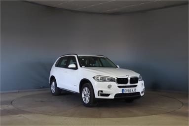 BMW X5 sDrive25d [231] SE 5dr Auto Diesel - WHITE - CV66KJZ - 5 Door Estate