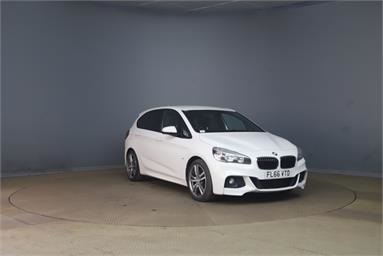 BMW 2 SERIES 225i xDrive M Sport 5dr [Nav] Step Auto Petrol - WHITE - FL66VTD - 5 Door Hatchback