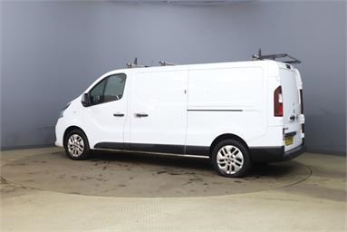 NISSAN NV300 30 L2 DIESEL 2.0 dCi 120ps H1 Tekna Van Diesel - WHITE - DL70RXH - 4 Door Panel Van
