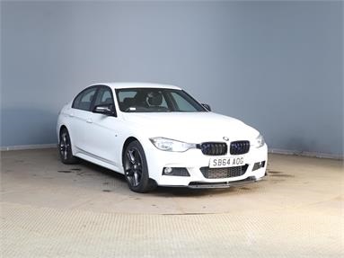 BMW 3 SERIES 320i xDrive M Sport 4dr Step Auto Petrol - WHITE - SB64AOG - 4 Door Saloon
