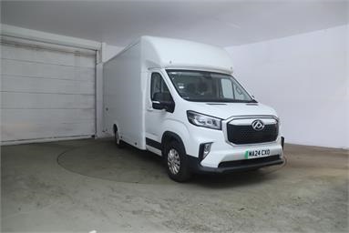 MAXUS E DELIVER 9 MWB ELECTRIC FWD 150kW Chassis Cab 65kWh N2 Auto 14ft Electric - WHITE - MA24CXO - 4 Door Luton Box Body