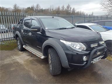 MITSUBISHI L200 DIESEL Double Cab DI-D 178 Barbarian 4WD Diesel - BLACK - WM66HLY - 4 Door Pick Up Body