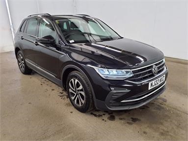 VOLKSWAGEN TIGUAN 1.5 TSI Active 5dr Petrol - BLACK - NJ22NXZ - 5 Door Estate