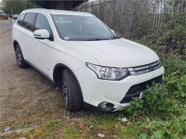 MITSUBISHI OUTLANDER 2.2 DI-D GX3 5dr Diesel - WHITE - DE14ZHG - 5 Door Estate