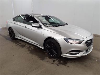 VAUXHALL INSIGNIA 2.0 Turbo D SRi Vx-line Nav 5dr Auto Diesel - SILVER - KV19PMO - 5 Door Hatchback