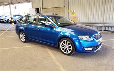 SKODA OCTAVIA 1.6 TDI CR 110 SE L 5dr Diesel - BLUE - SO15JVR - 5 Door Estate