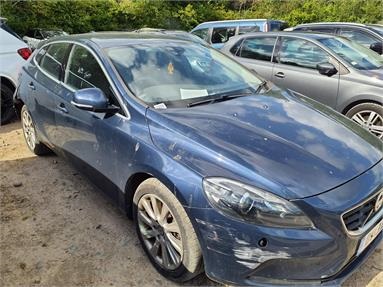 VOLVO V40 D3 SE Lux 5dr Diesel - BLUE - DV13EZU - 5 Door Hatchback