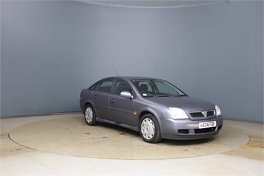 VAUXHALL VECTRA 1.8i LS 5dr Petrol - Grey - KG04FDF - 5 Door Hatchback