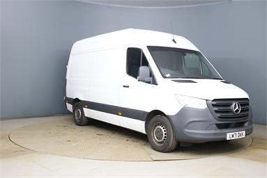 MERCEDES-BENZ SPRINTER 315CDI L2 DIESEL RWD 3.5t H2 Progressive Van Diesel - WHITE - LM71DKK - 5 Door Panel Van