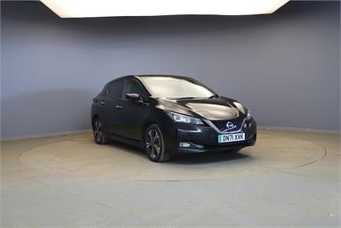 NISSAN LEAF 110kW Tekna 40kWh 5dr Auto Electric - BLACK - DN71XVK - 5 Door Hatchback