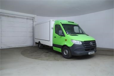 MERCEDES-BENZ SPRINTER 314CDI L2 DIESEL RWD 3.5t Chassis Cab 7G-Tronic Diesel - GREEN - YA69RZE - 5 Door Fridge Box Van Body