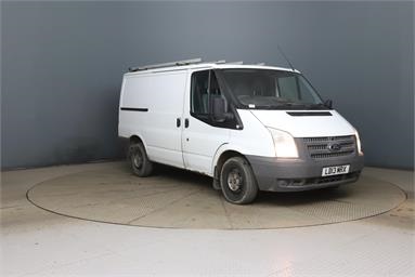 FORD TRANSIT 300 SWB DIESEL FWD Low Roof Van TDCi 100ps Diesel - WHITE - LD13MRX - 6 Door Panel Van