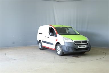 PEUGEOT PARTNER L2 ELECTRIC 552 SE 67 Van Auto Electric - RED - KN19XNV - 6 Door Panel Van