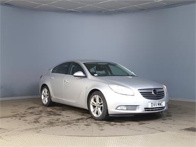 VAUXHALL INSIGNIA 1.8i 16V SRi 5dr Petrol - SILVER - DV11MWC - 5 Door Hatchback