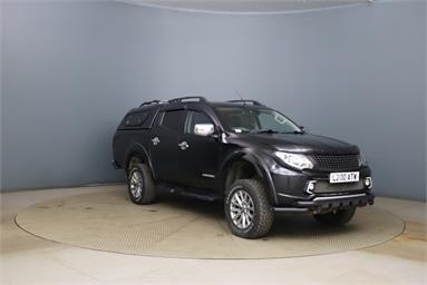 MITSUBISHI L200 DIESEL Double Cab DI-D 178 Barbarian 4WD Diesel - Black - WV17NUP - 4 Door Pick Up Body