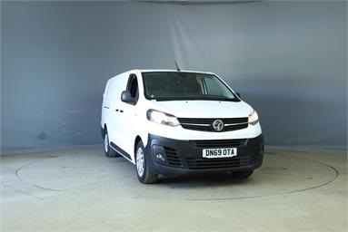 VAUXHALL VIVARO L2 DIESEL 2900 1.5d 100PS Dynamic H1 Van Diesel - WHITE - DN69OTA - 6 Door Panel Van