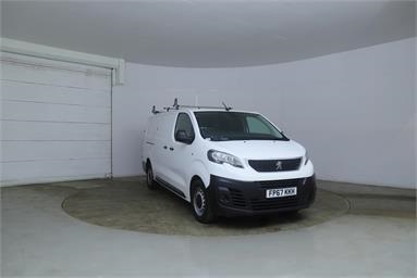 PEUGEOT EXPERT LONG DIESEL 1400 2.0 BlueHDi 120 Professional Van Diesel - WHITE - FP67KKH - 6 Door Panel Van