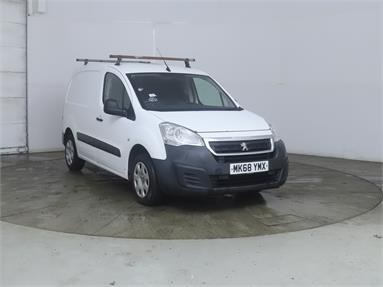 PEUGEOT PARTNER L1 DIESEL 850 1.6 BlueHDi 100 Professional Van [non SS] Diesel - WHITE - MK68YMX - 5 Door Panel Van