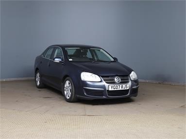 VOLKSWAGEN JETTA 1.6 TDI CR Bluemotion Tech SE 4dr Diesel - BLUE - YG07RJS - 4 Door Saloon